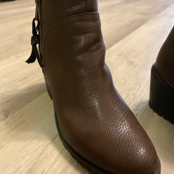 Aerosoles Bootie - Picture 2 of 2